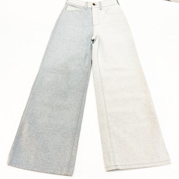 Imperfects Two Toned Light Wash Denim Jeans Wide Leg Style Size 24 - Picture 2 of 11